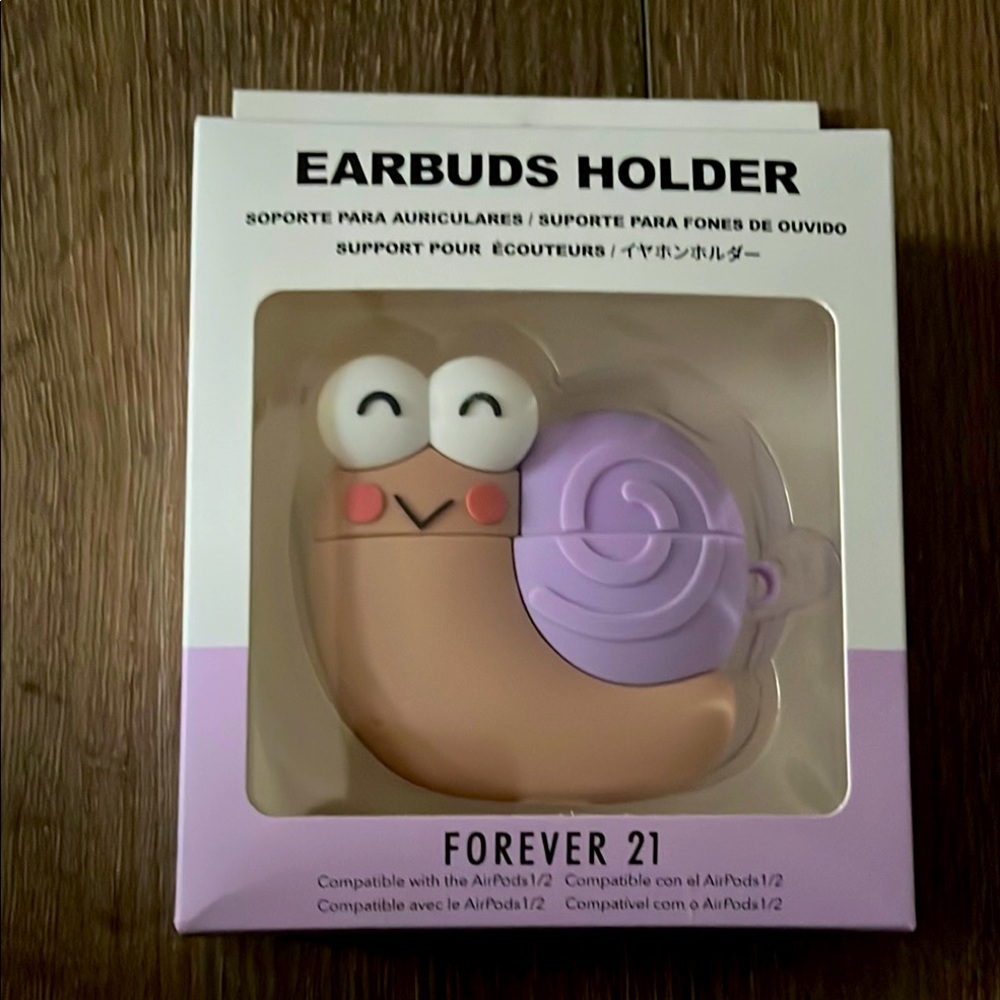 Forever 21 Snail Earbuds Holder